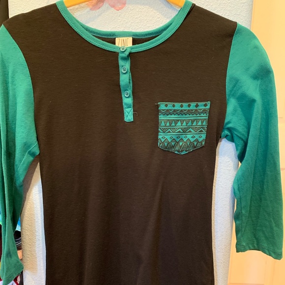 Zine Elbow Sleeve T’s - Picture 1 of 6